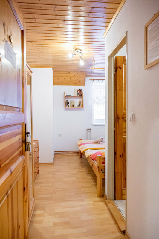 izba_c_4_b_0057e8fde759ac41